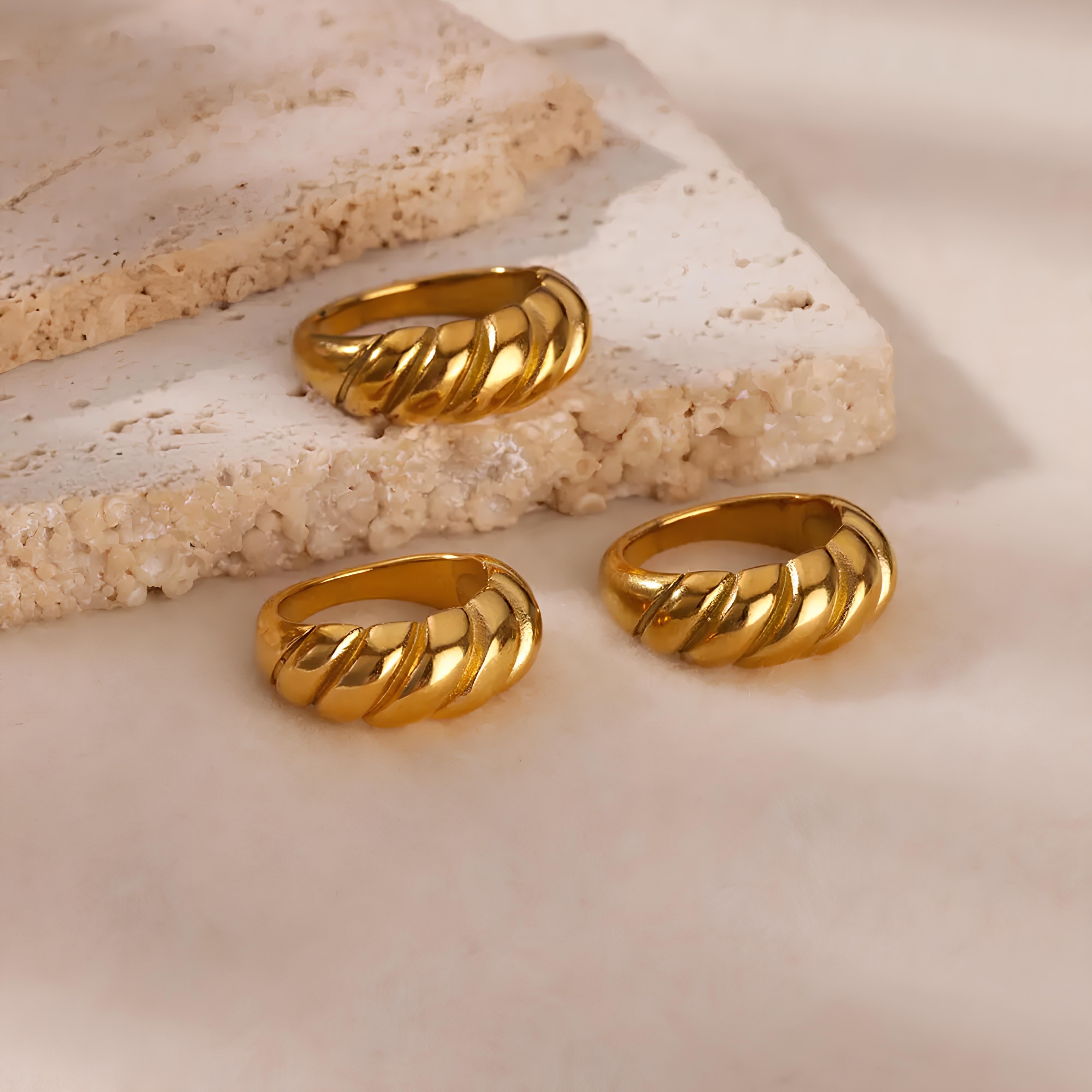 Sunwave Ring