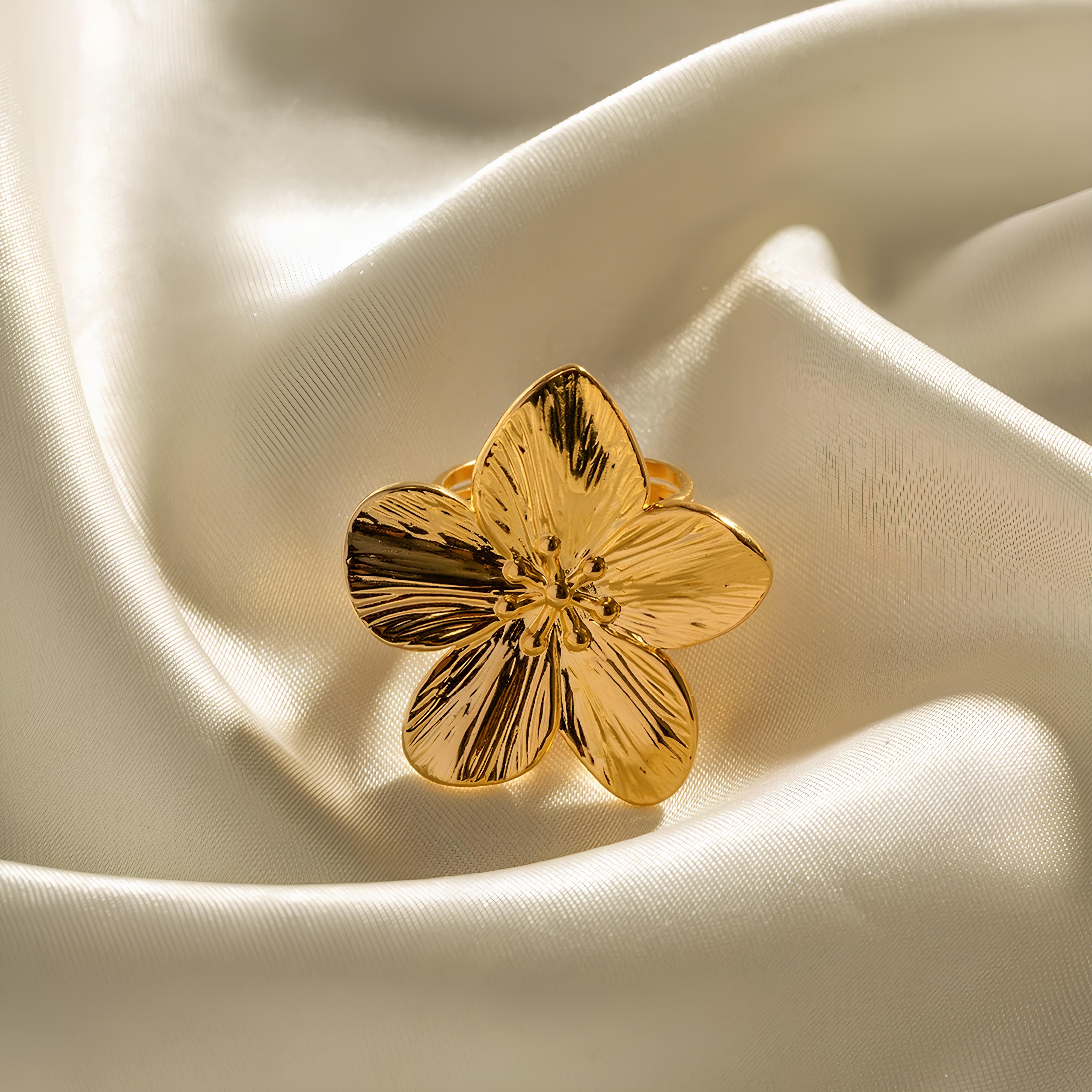 Frangipani Ring