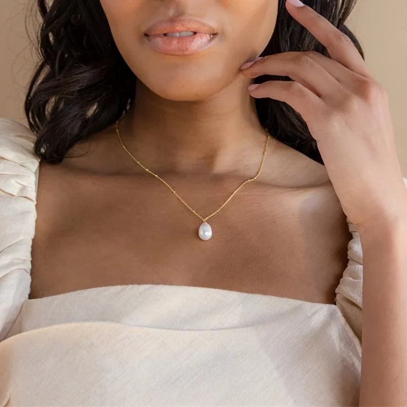 Queen Pearl Necklace