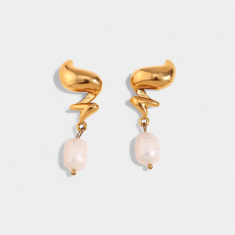 Whirlpool Pearl Earrings