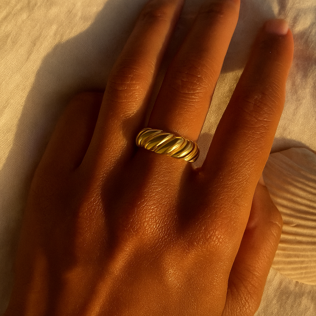Sunwave Ring