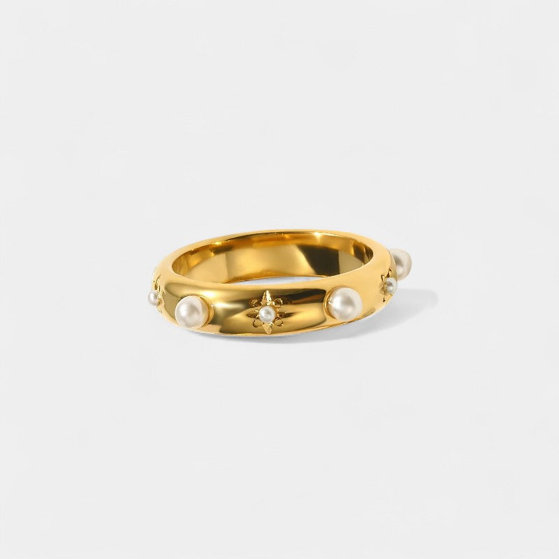Pearl Petal Ring